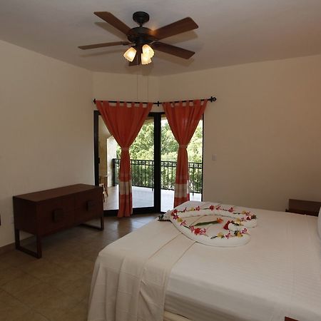 Marina Park Plaza Aparthotel Huatulco Exteriör bild